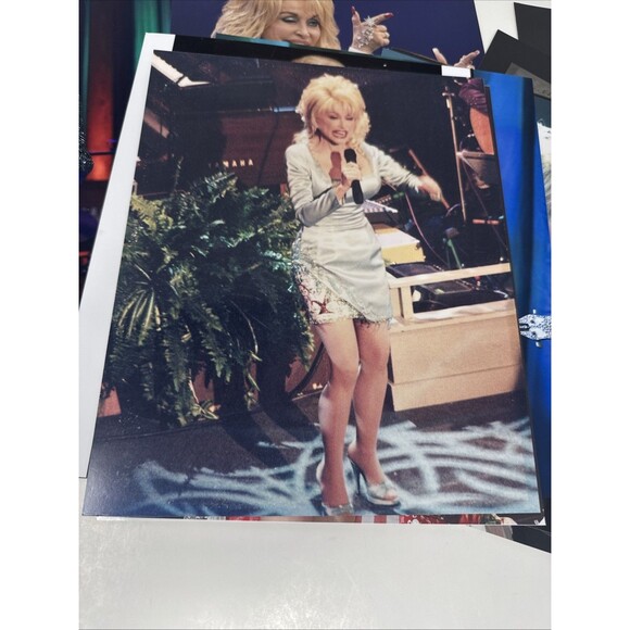 DOLLY PARTON PHOTO COLLECTION 8 x 10 LOT OF 22 Performance Press Candid etc - Picture 9 of 16